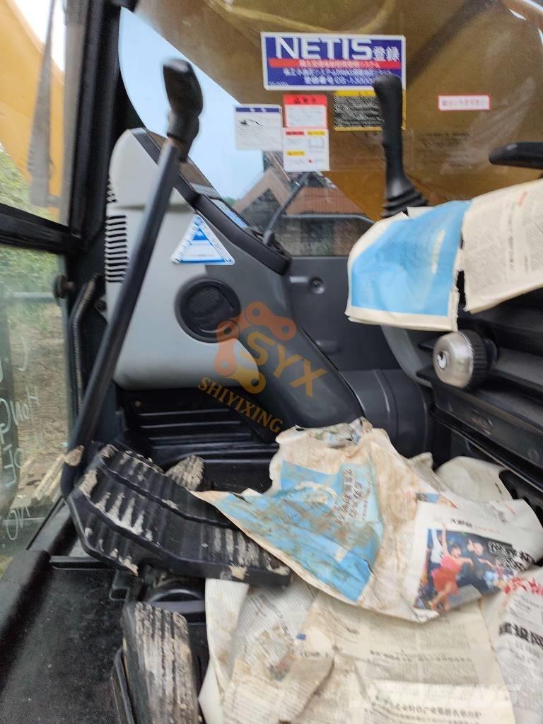 Komatsu PC 450 LC-8 Vikšriniai ekskavatoriai