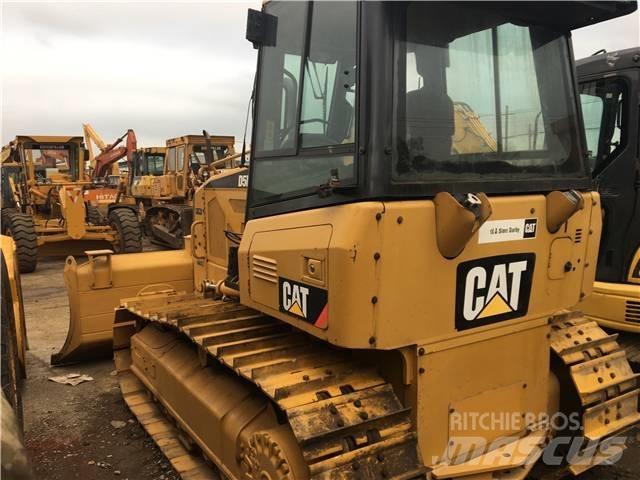 CAT D5K Vikšriniai buldozeriai