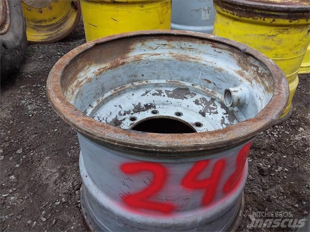Valmet 860 20x26,5 Padangos, ratai ir ratlankiai