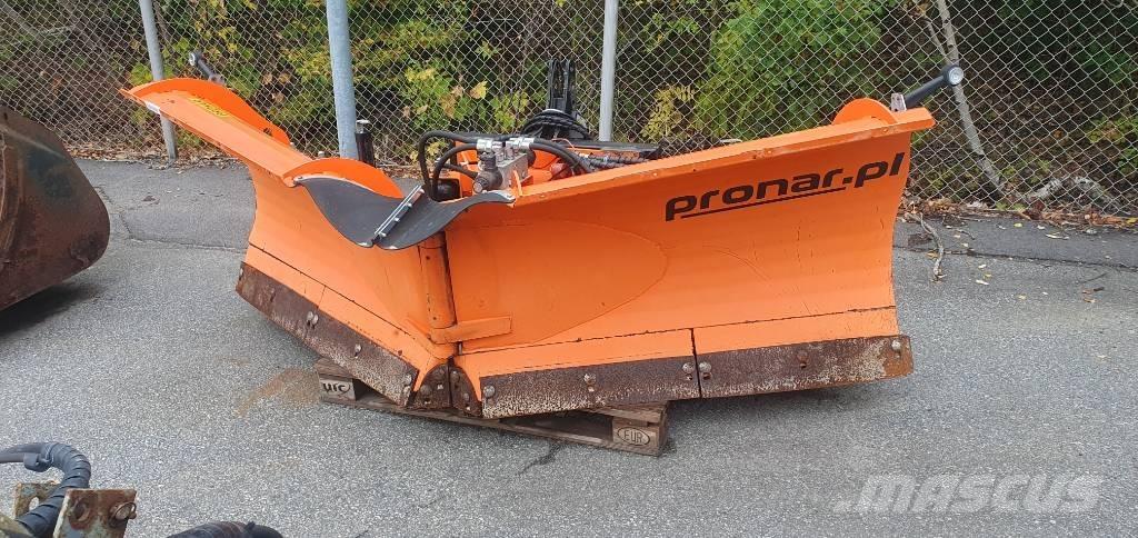 Pronar PUV 2800 M Sniego peiliai ir valytuvai