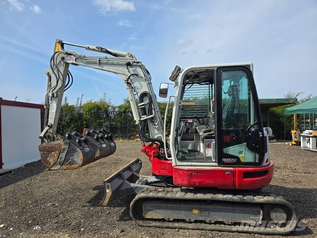 Takeuchi TB 257 FR Mini ekskavatoriai < 7 t