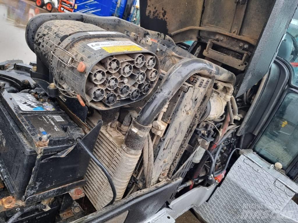 LS Mtron Plus 100 Traktoriai