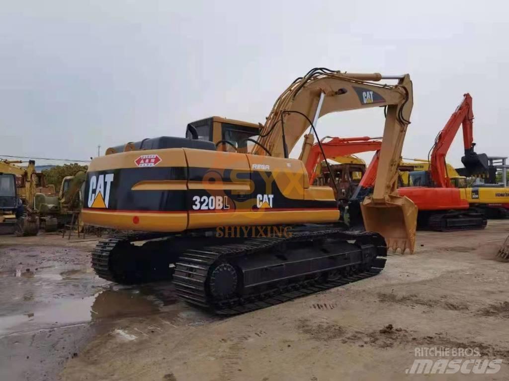 CAT 320 B Vikšriniai ekskavatoriai