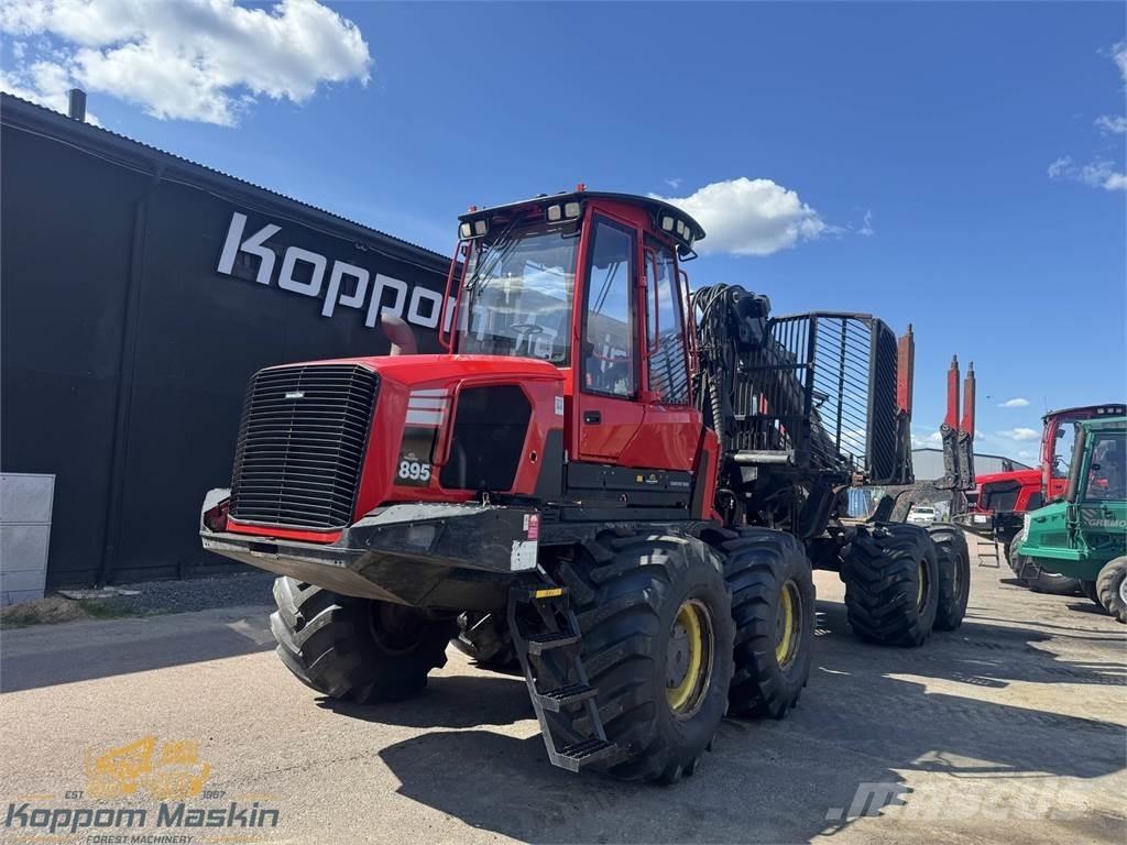 Komatsu 895 Naudoti miškovežiai (Forvarderiai)
