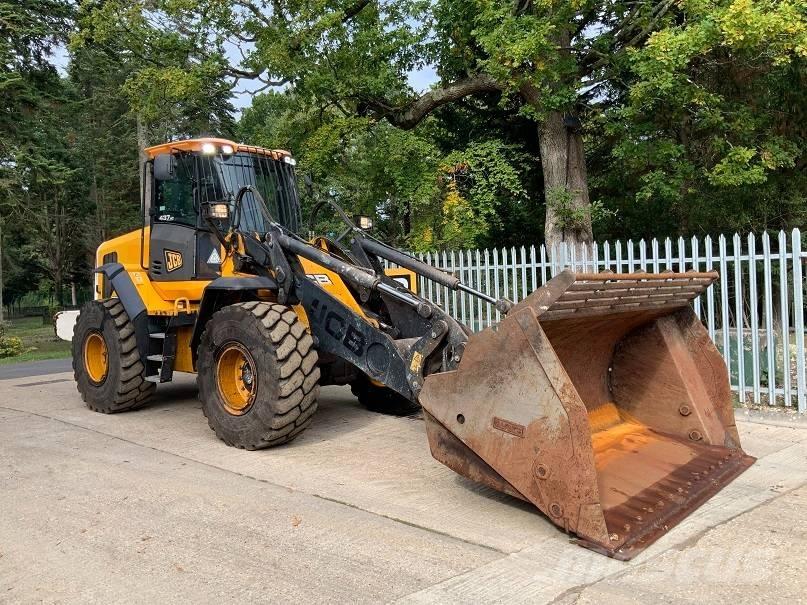 JCB 437 HT Naudoti ratiniai krautuvai