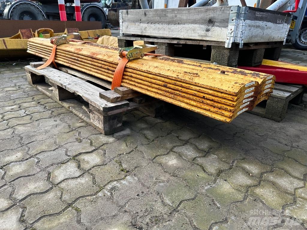 CAT 140 G Greideriai