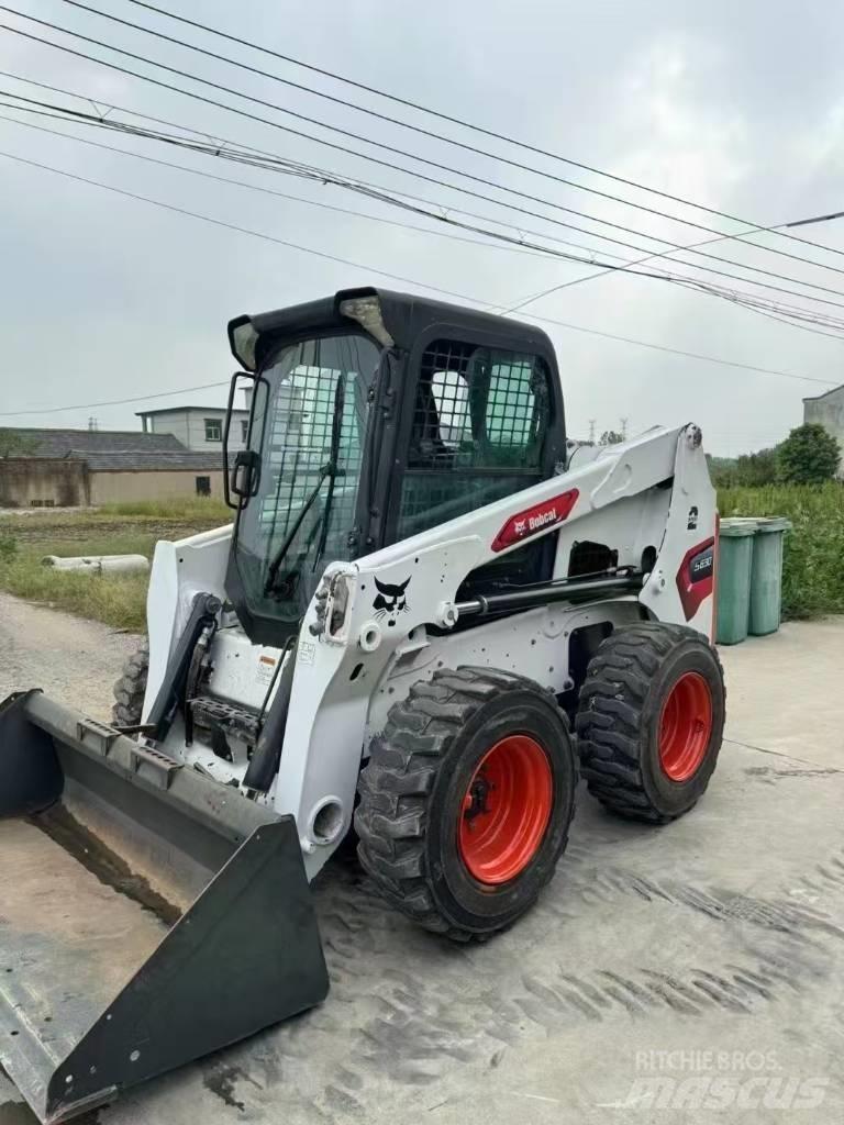 Bobcat S 630 Krautuvai su šoniniu pasukimu