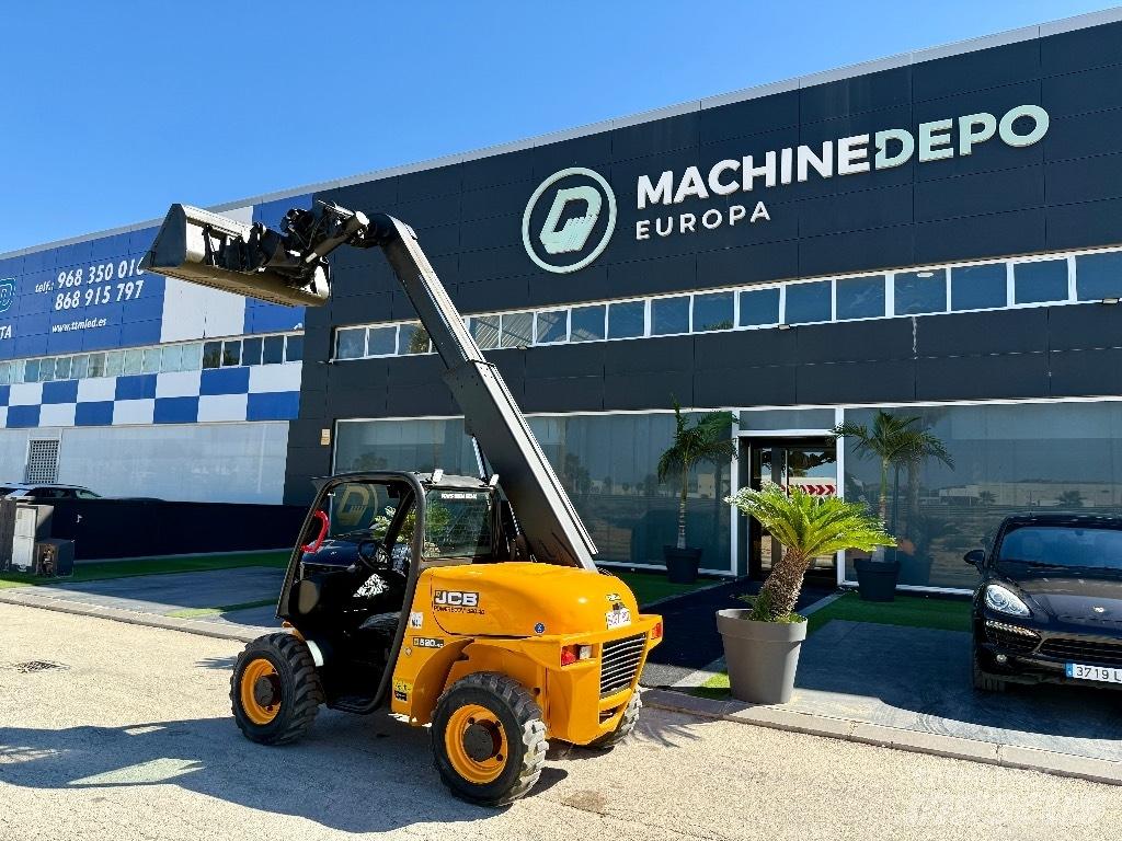 JCB 520-40 Teleskopiniai krautuvai žemės ūkiui