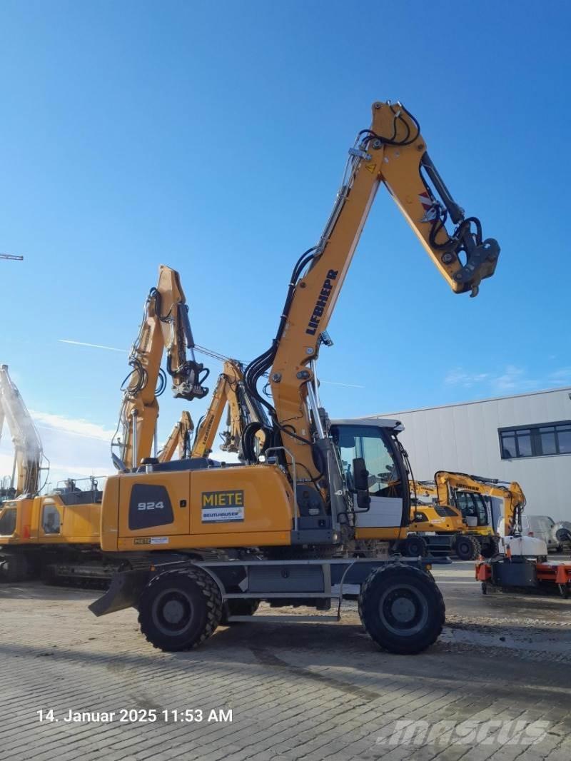 Liebherr A924 Ratiniai ekskavatoriai
