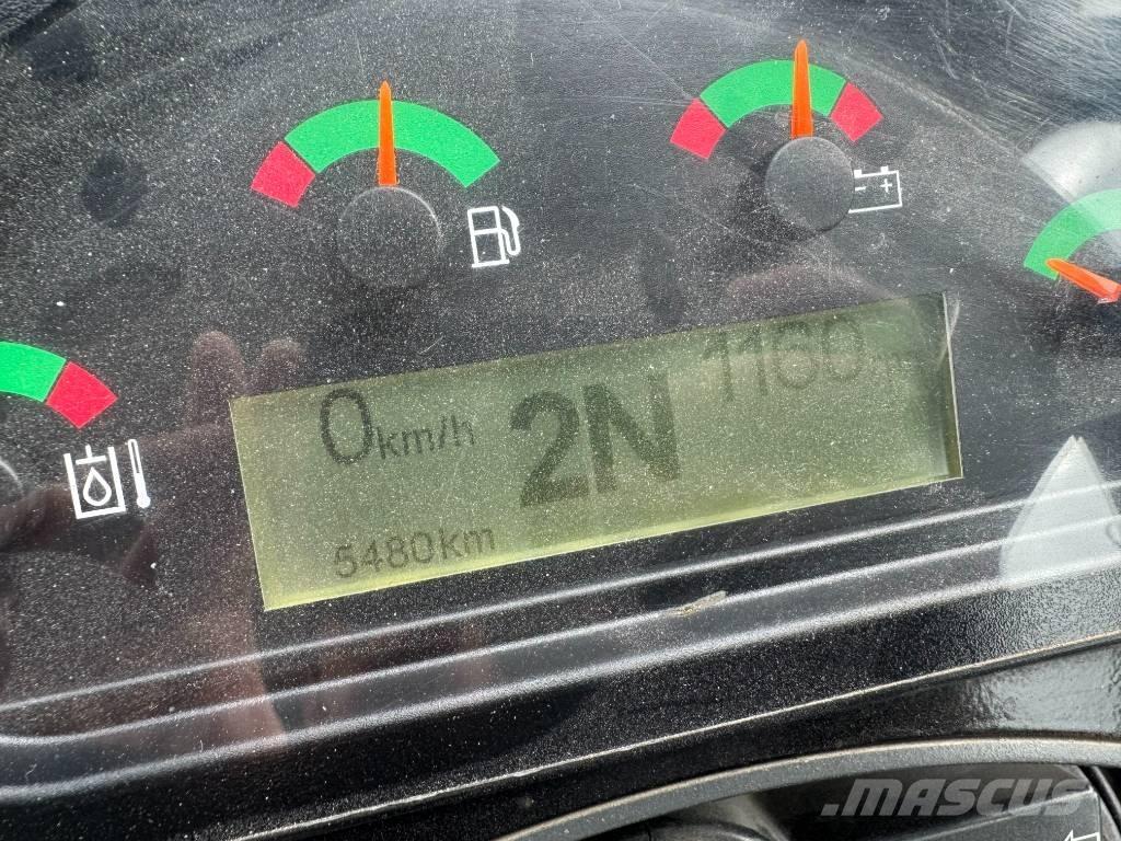 CAT 906M Naudoti ratiniai krautuvai