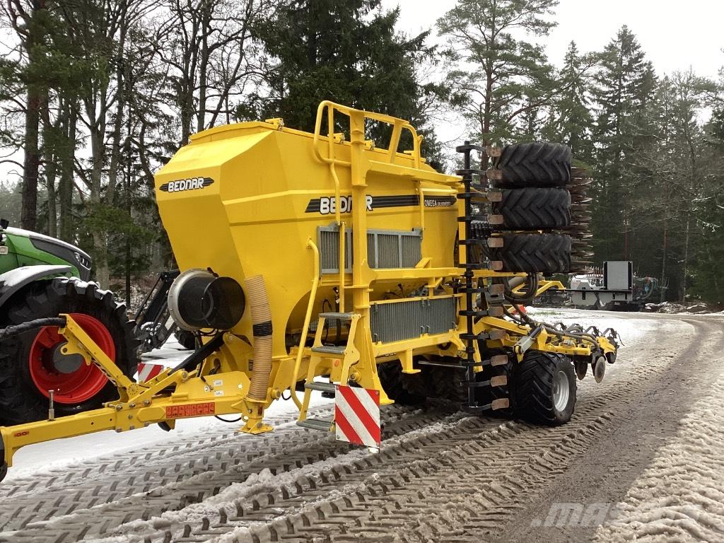 Bednar Omega Sėjamieji kombainai