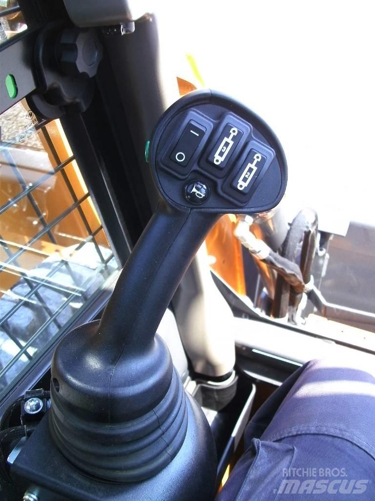 CASE SR175B Krautuvai su šoniniu pasukimu