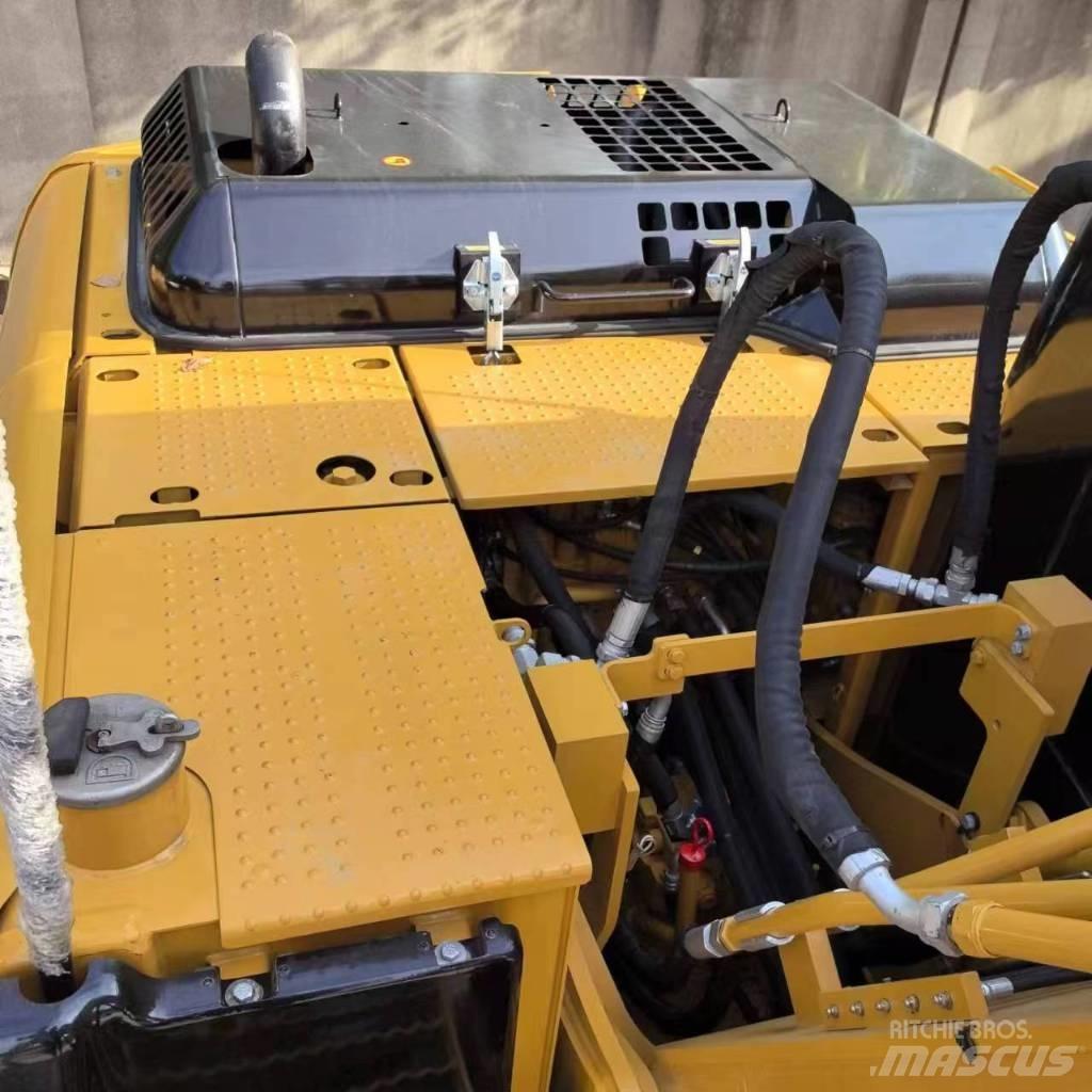 CAT 315 D Vikšriniai ekskavatoriai