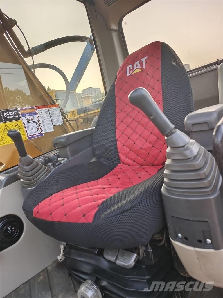 CAT 320 C L Vikšriniai ekskavatoriai
