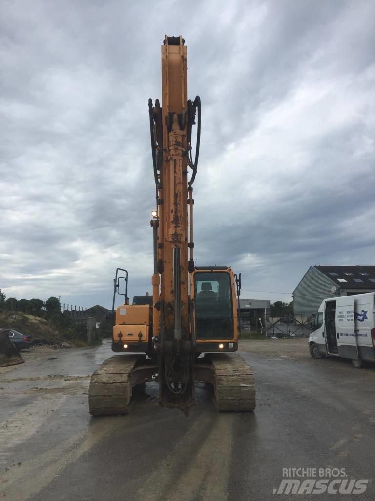 Hyundai Robex 220 LC Vikšriniai ekskavatoriai