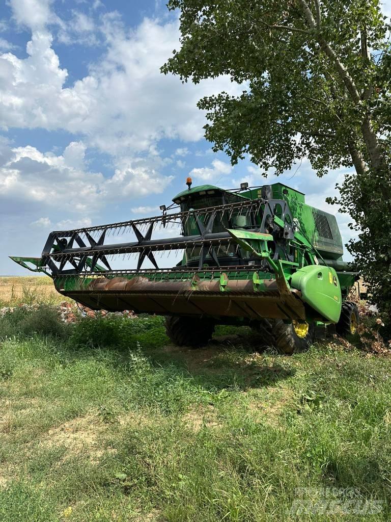 John Deere 1550 CWS Derliaus nuėmimo kombainai