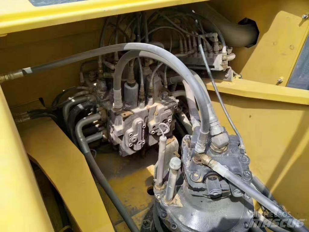 Kobelco SK 250 Vikšriniai ekskavatoriai