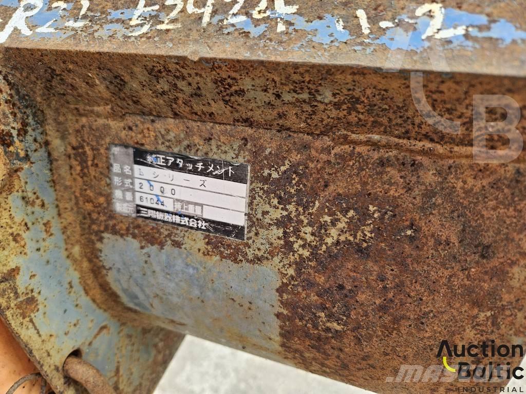 Kubota L1-R22 Traktoriai