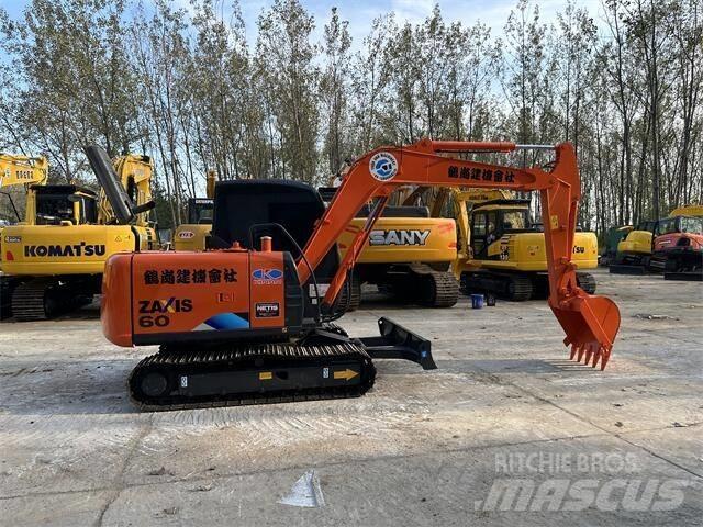 Hitachi ZX 60 Vikšriniai ekskavatoriai