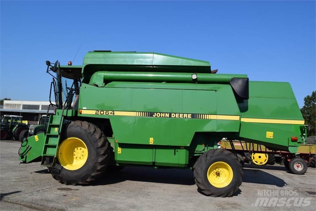 John Deere 2064 Derliaus nuėmimo kombainai