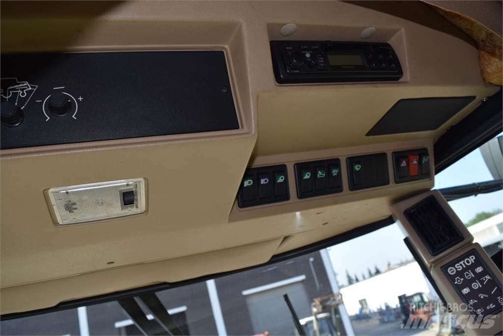 John Deere 2064 Derliaus nuėmimo kombainai
