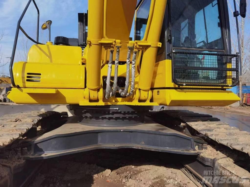 Komatsu PC 450-8 Vikšriniai ekskavatoriai