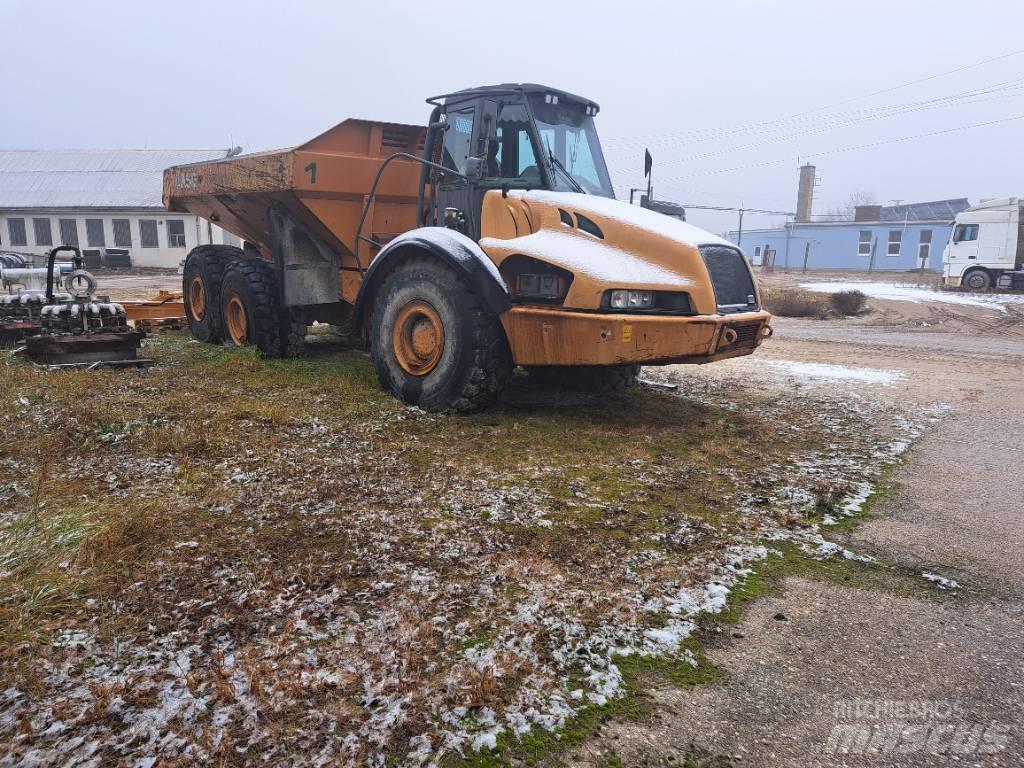 CASE 340 Karjeriniai savivarčiai