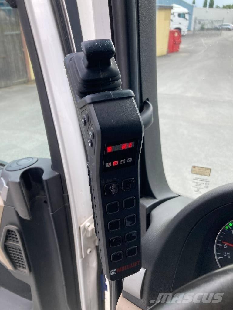 MAN TGX 26.500 6X2 Sunkvežimiai su keliamuoju kabliu