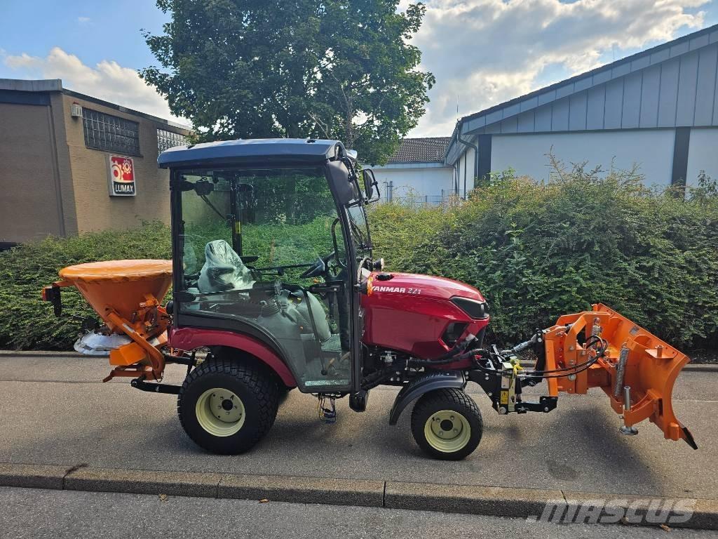 Yanmar SA 221 Naudoti kompaktiški traktoriai