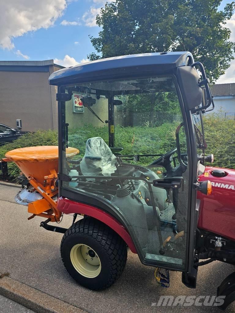 Yanmar SA 221 Naudoti kompaktiški traktoriai