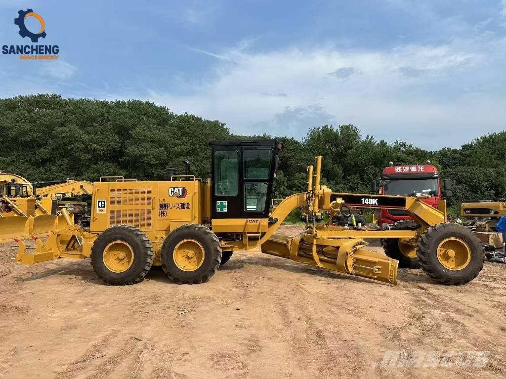 CAT 140K Greideriai