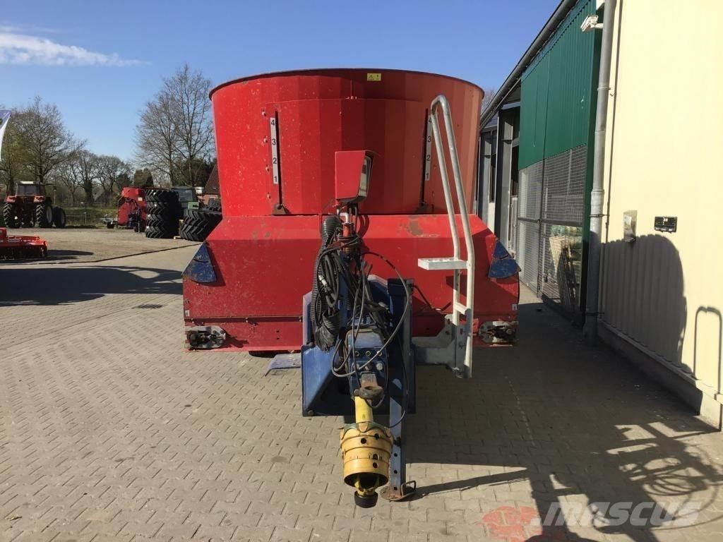 Mayer VM-18 DUO T Pašarų maišytuvai-dalytuvai
