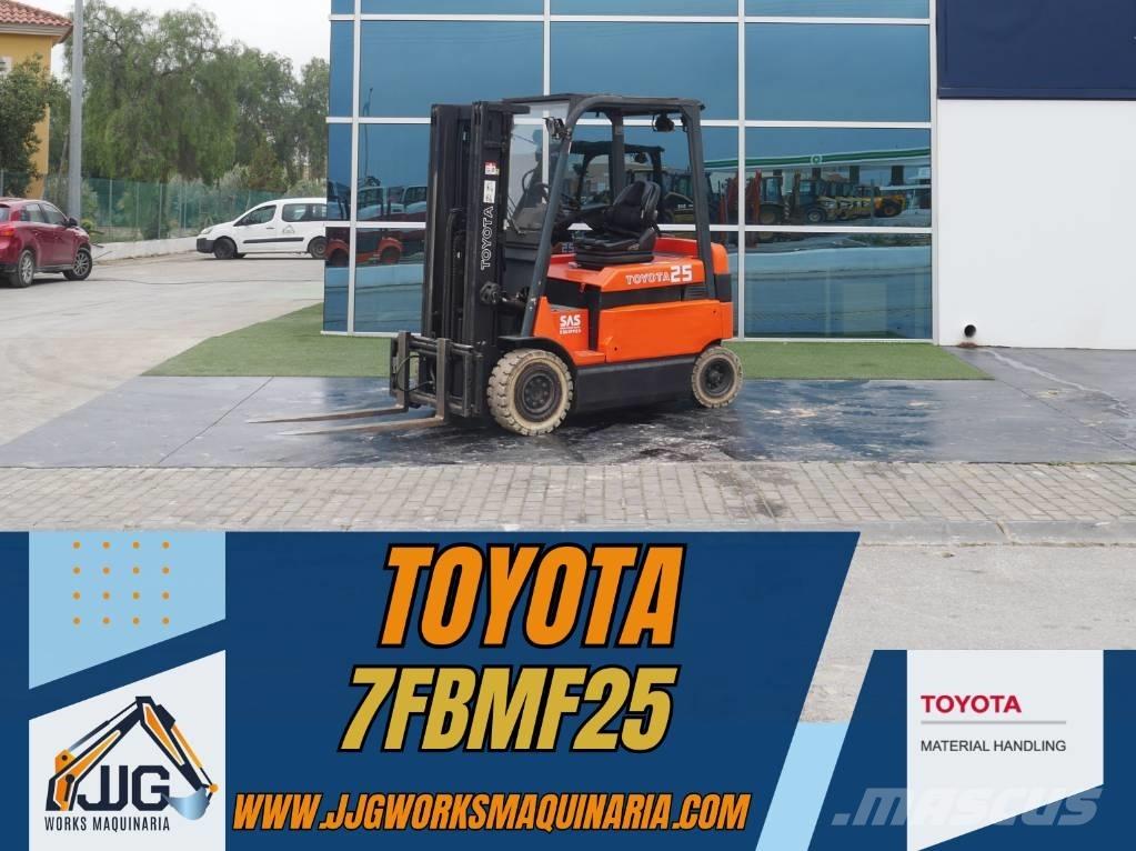 Toyota 7 FBMF 25 Elektriniai šakiniai krautuvai