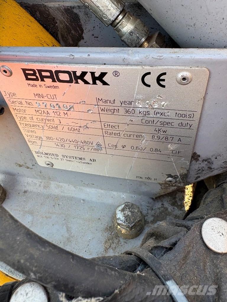 Brokk Brokk 40 robot Statyba - Kita