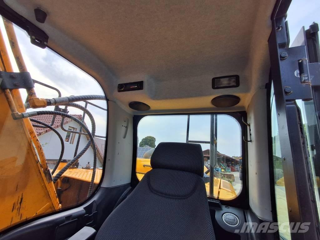 JCB JS210LC T4F Vikšriniai ekskavatoriai