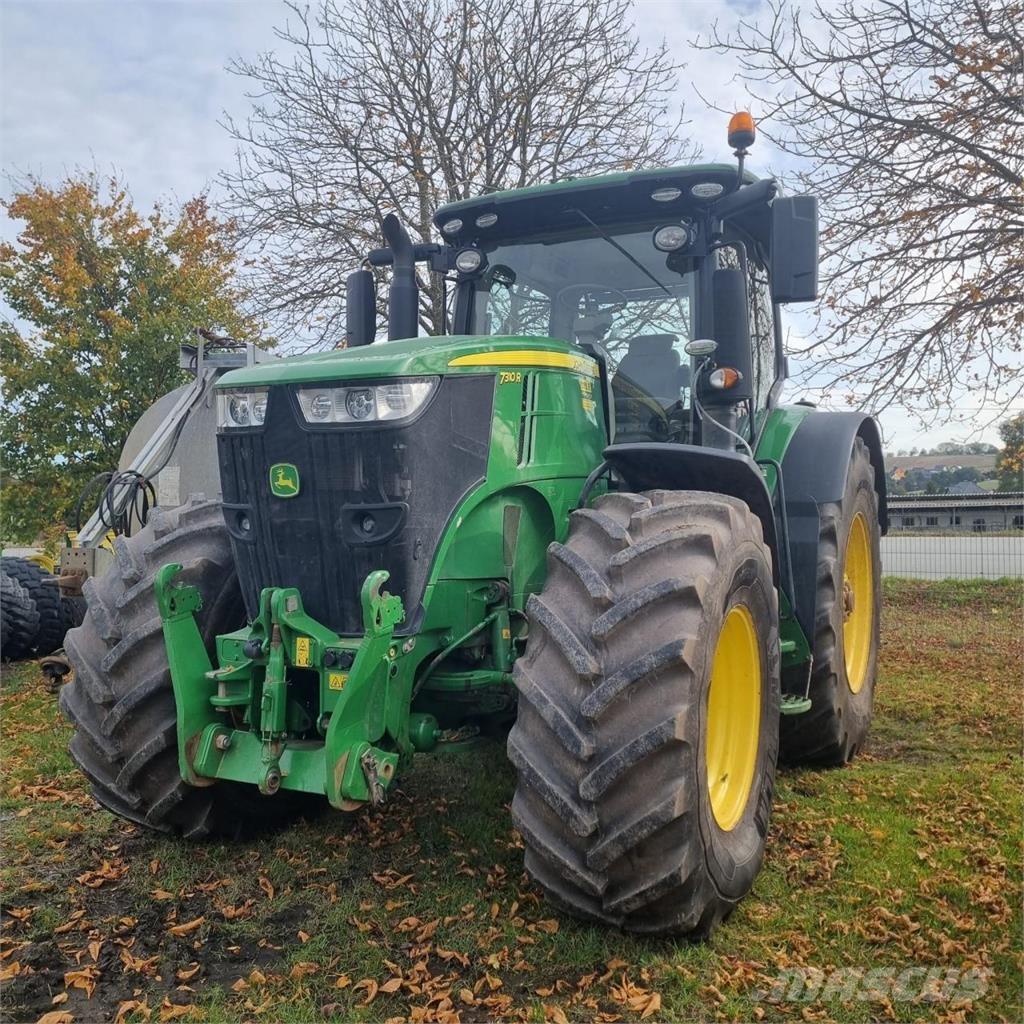 John Deere 7310 R Traktoriai