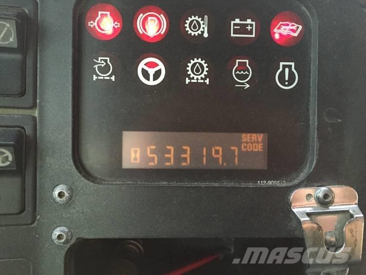  CATPILLAR 775D Atliekų išvežimo technika