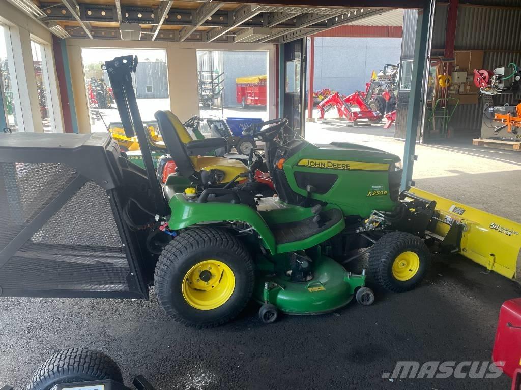 John Deere X 950 R Sodo traktoriukai-vejapjovės