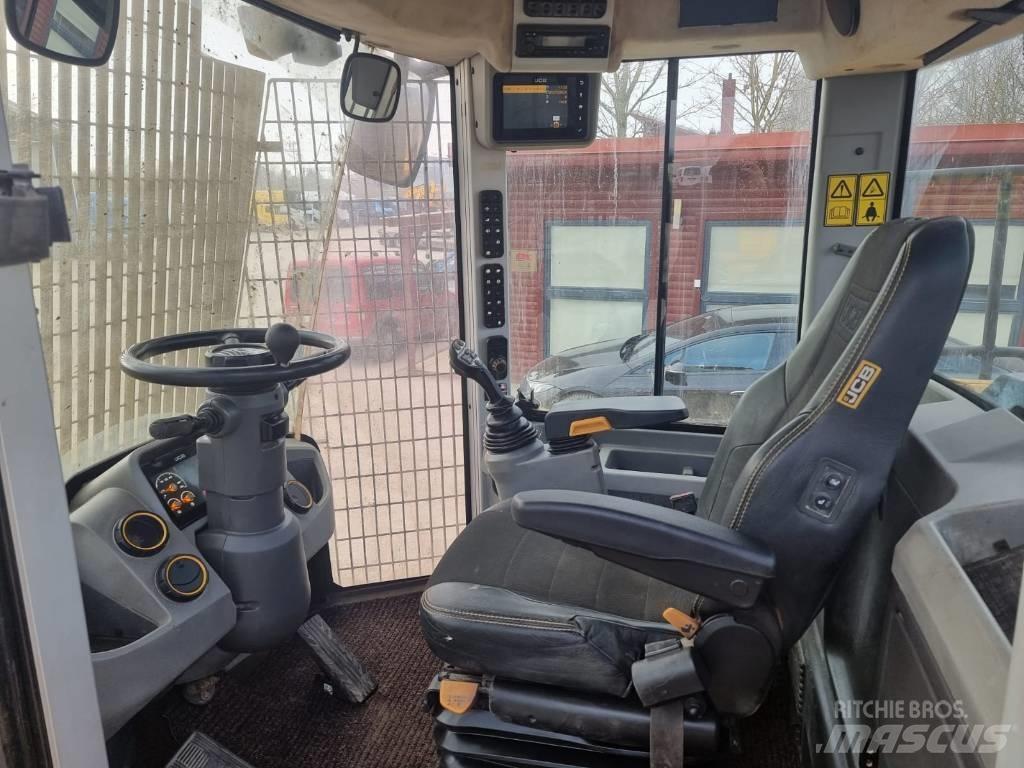 JCB 427 Naudoti ratiniai krautuvai