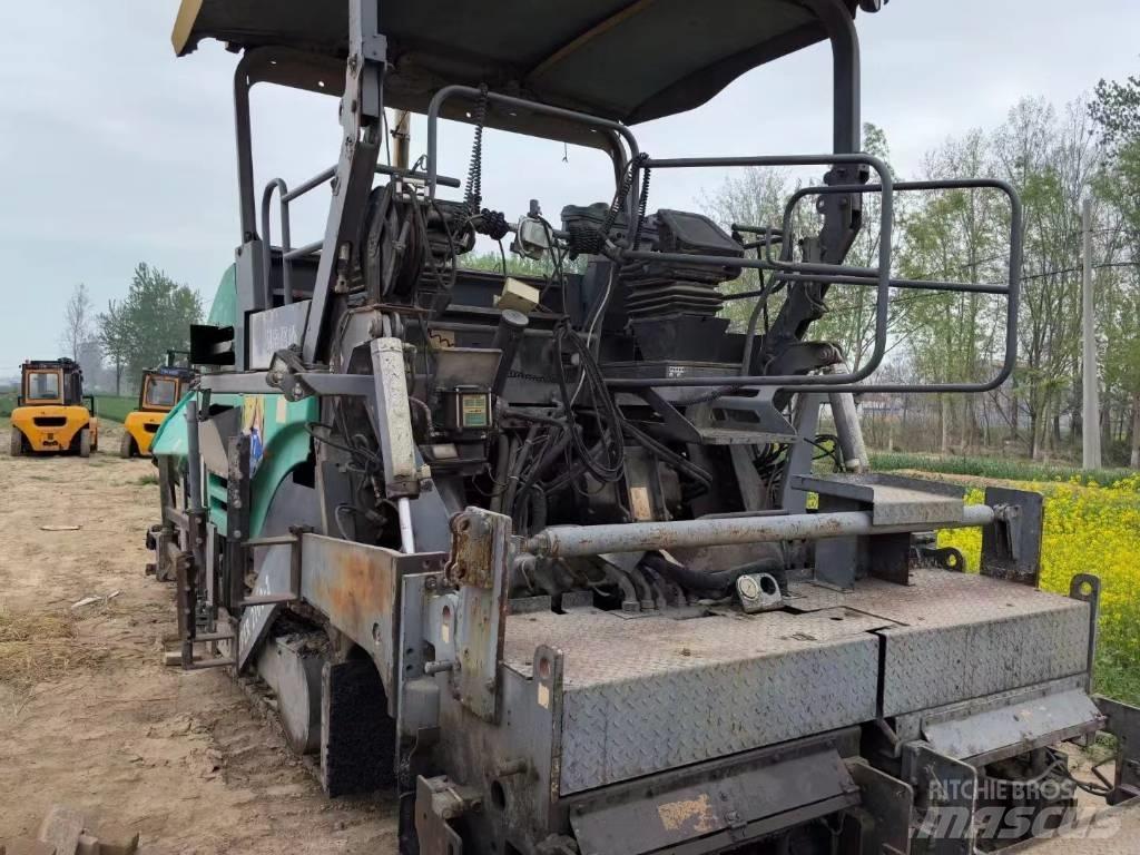 Vögele 2100-3L Asfalto klotuvai