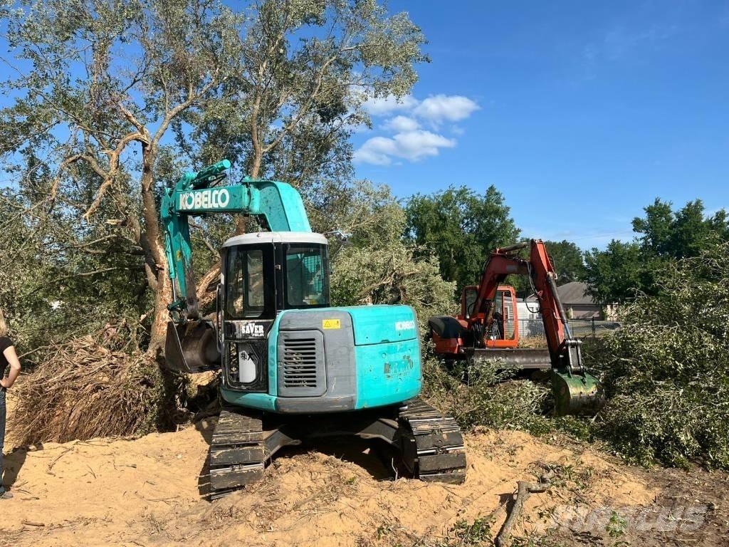 Kobelco SK 75 UR Vikšriniai ekskavatoriai