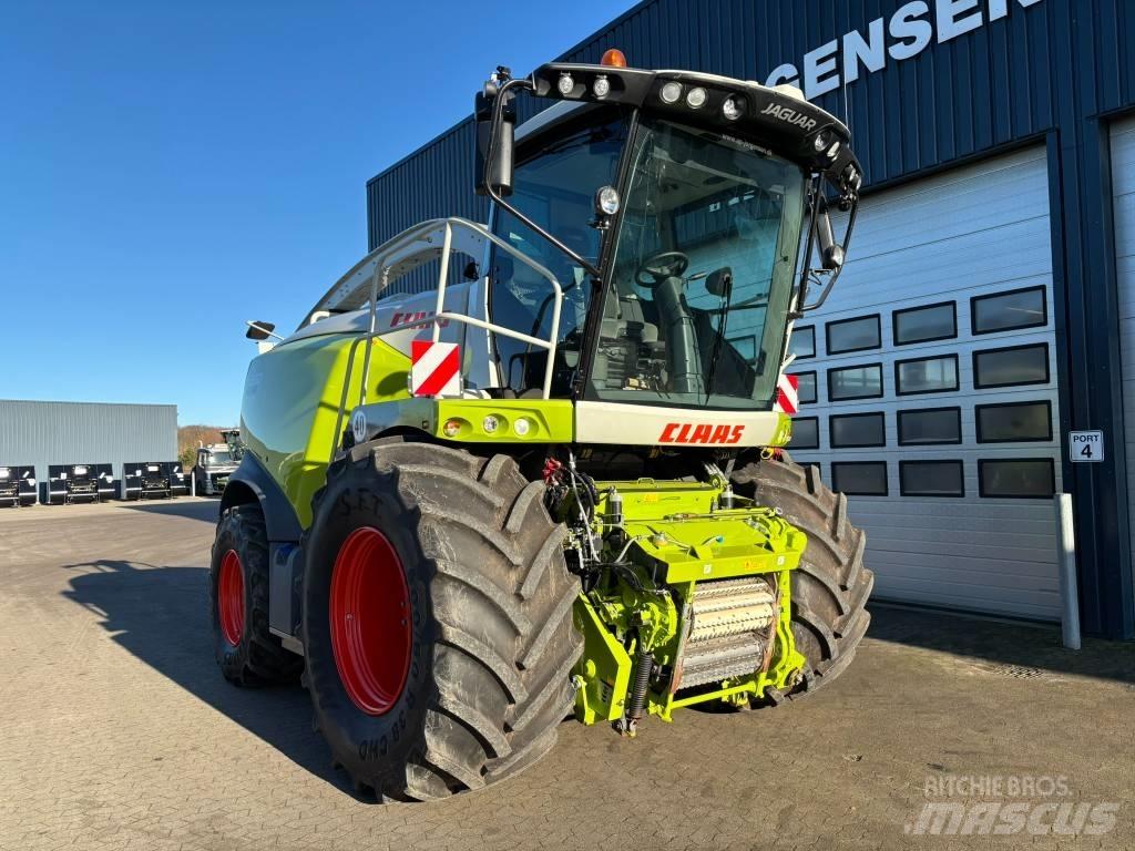 CLAAS Jaguar 950 4WD Pašarų ruošimo technika