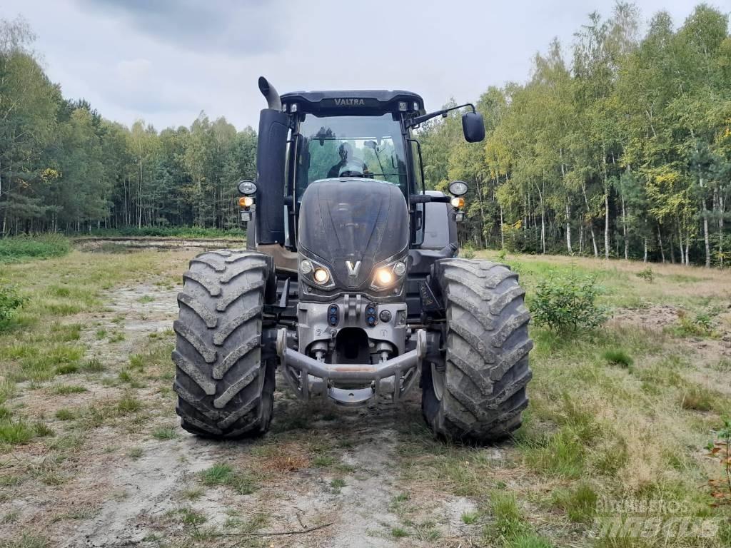 Valtra S 354 Traktoriai