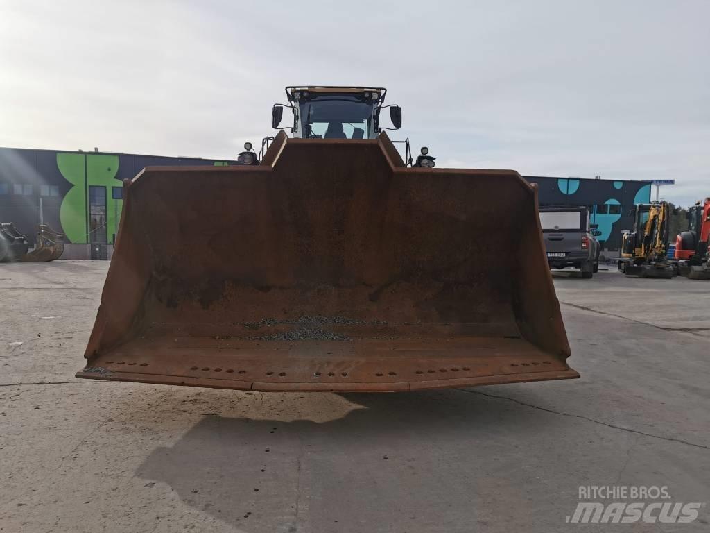 CAT 980M Naudoti ratiniai krautuvai