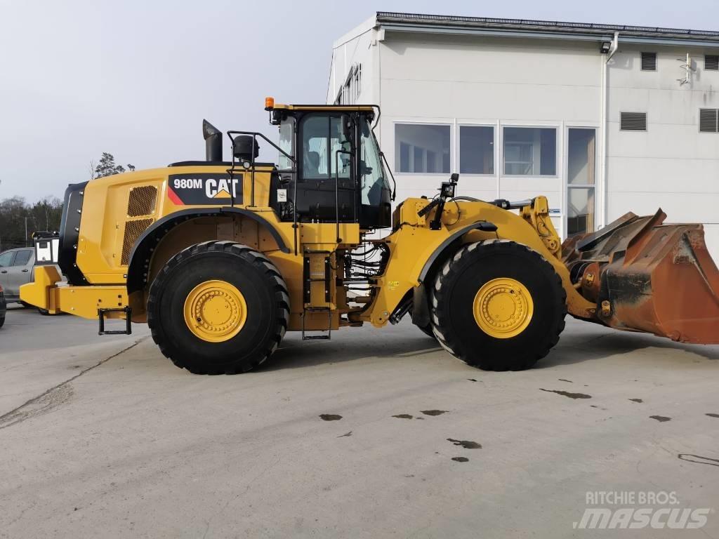 CAT 980M Naudoti ratiniai krautuvai