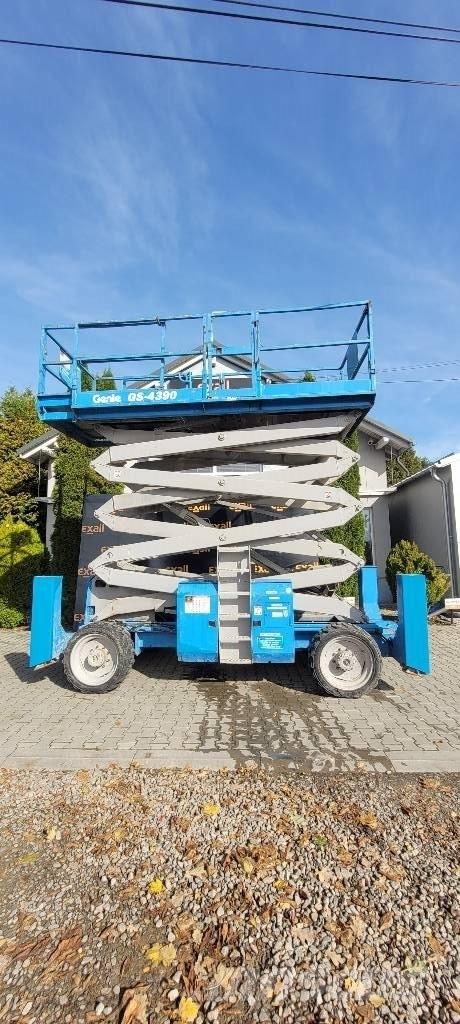 Genie GS 4390 Žirkliniai keltuvai