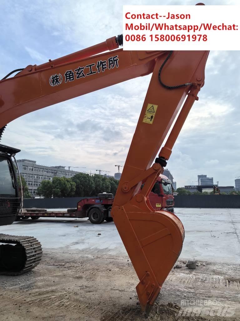 Hitachi ZX 200 Vikšriniai ekskavatoriai