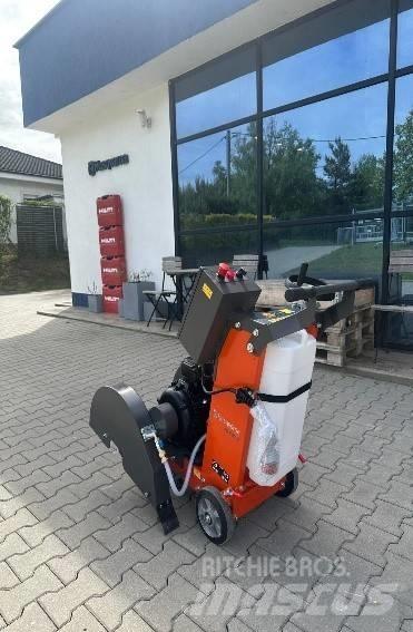 Husqvarna FS500E Statyba - Kita