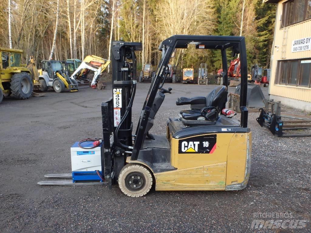 CAT EP 16 CPNT Elektriniai šakiniai krautuvai