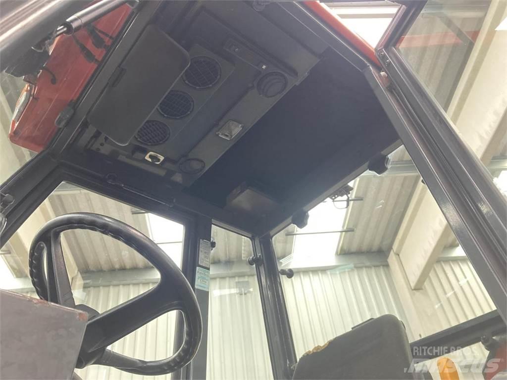 Kubota B2110 Naudoti kompaktiški traktoriai